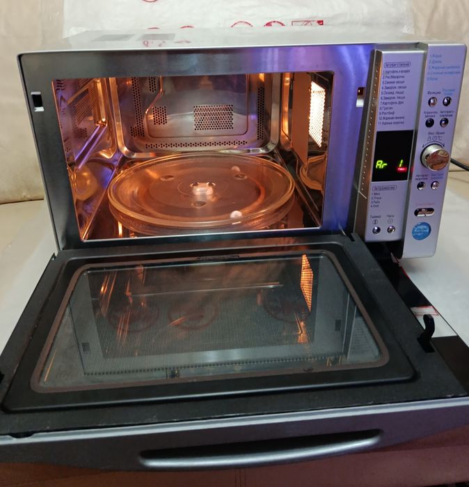 Микроволновая печь LG.Большая.3в1:микроволны+гриль+конвекция.Оригинал.