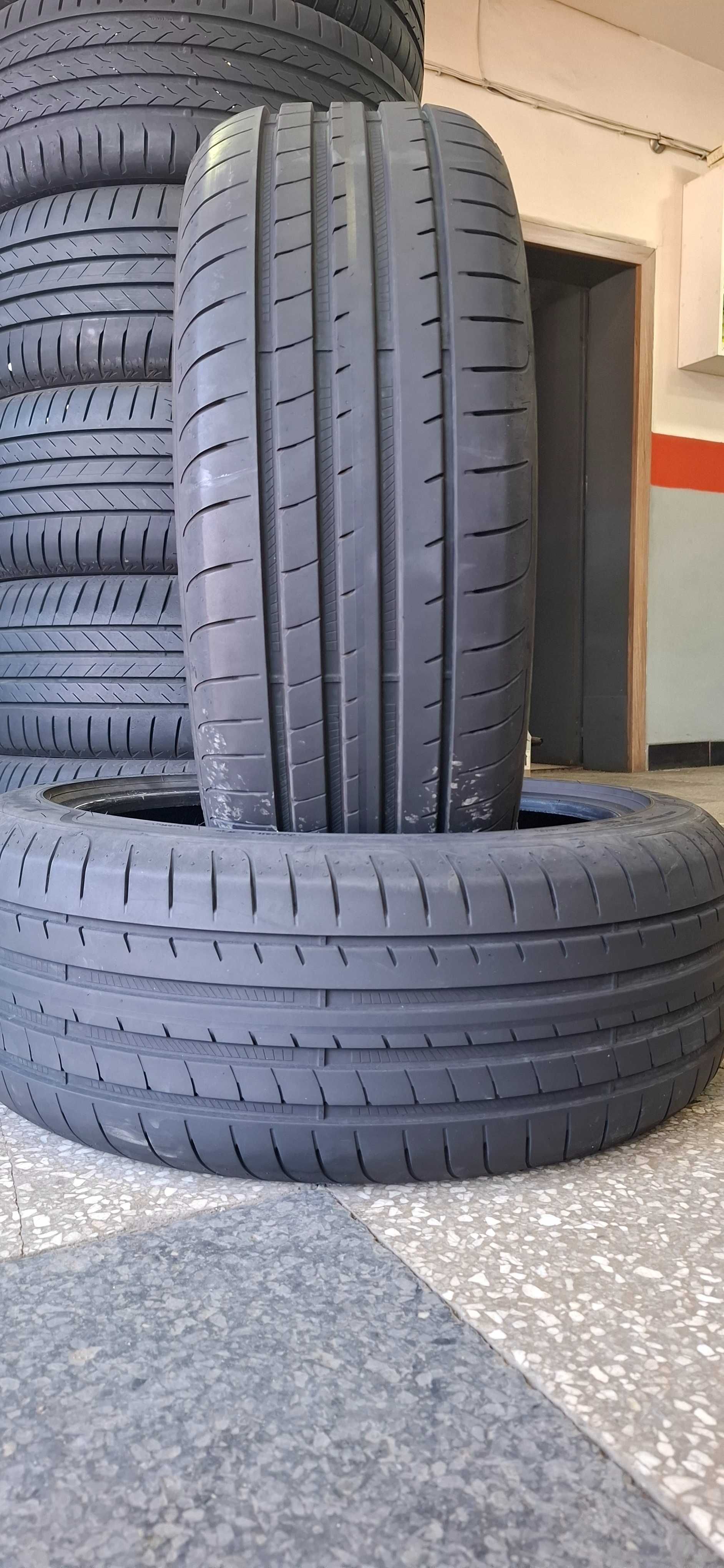 2бр. 225/45/19 Goodyear 6.5mm грайфер, дот 22г. Безплатен монтаж