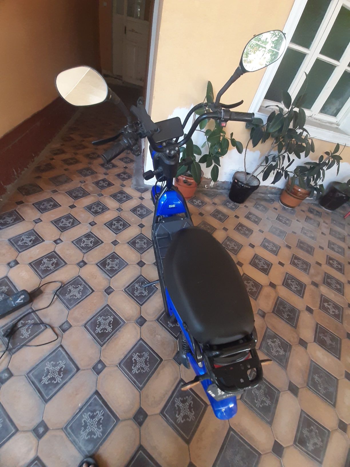 Sukuter sotiladi