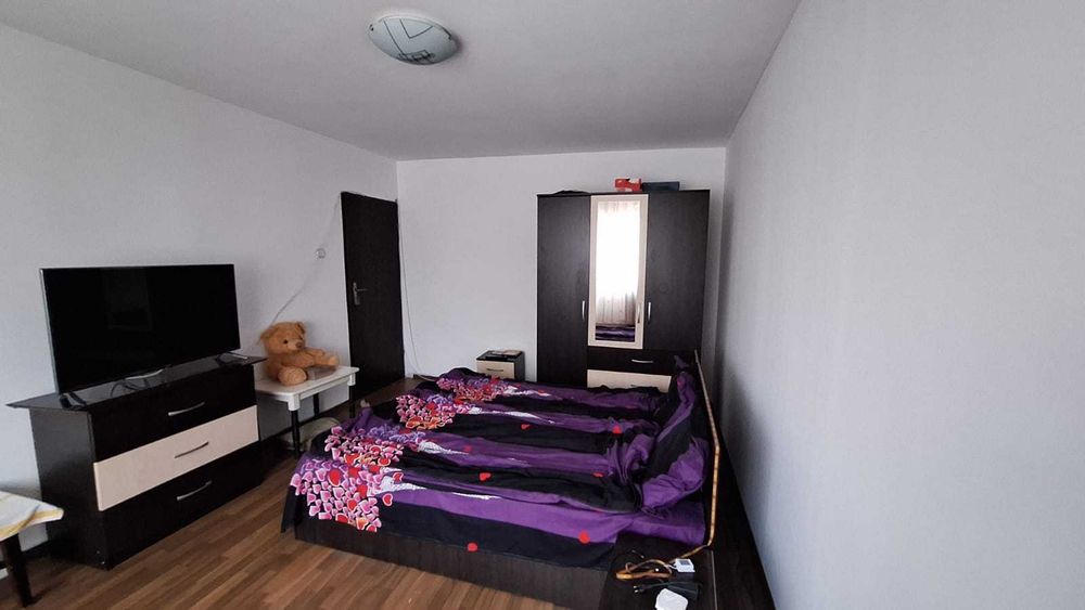 Apartament cu 3 camere de vanzare, zona Soseaua Oltenitei
