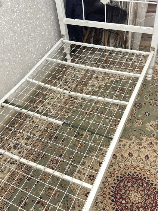 Продам кровать однаспалку