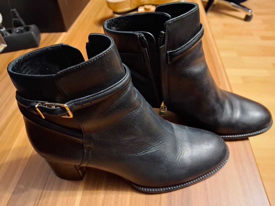 Bocanci Burberry  - incaltaminte dama - 36