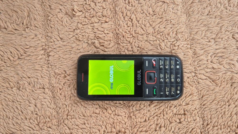 Телефон Telenor / Globul M100
