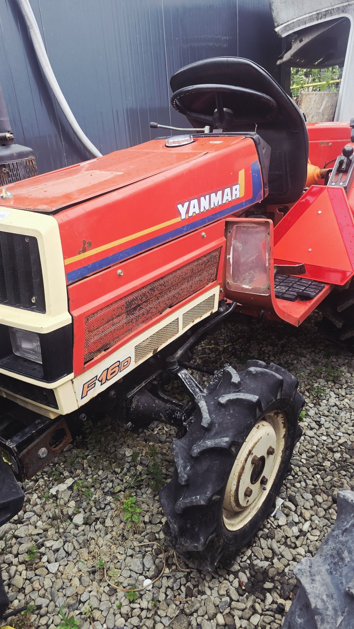 Tractor japonez Yanmar iseki kubota mitsubishi 17 -20 cai cu freza