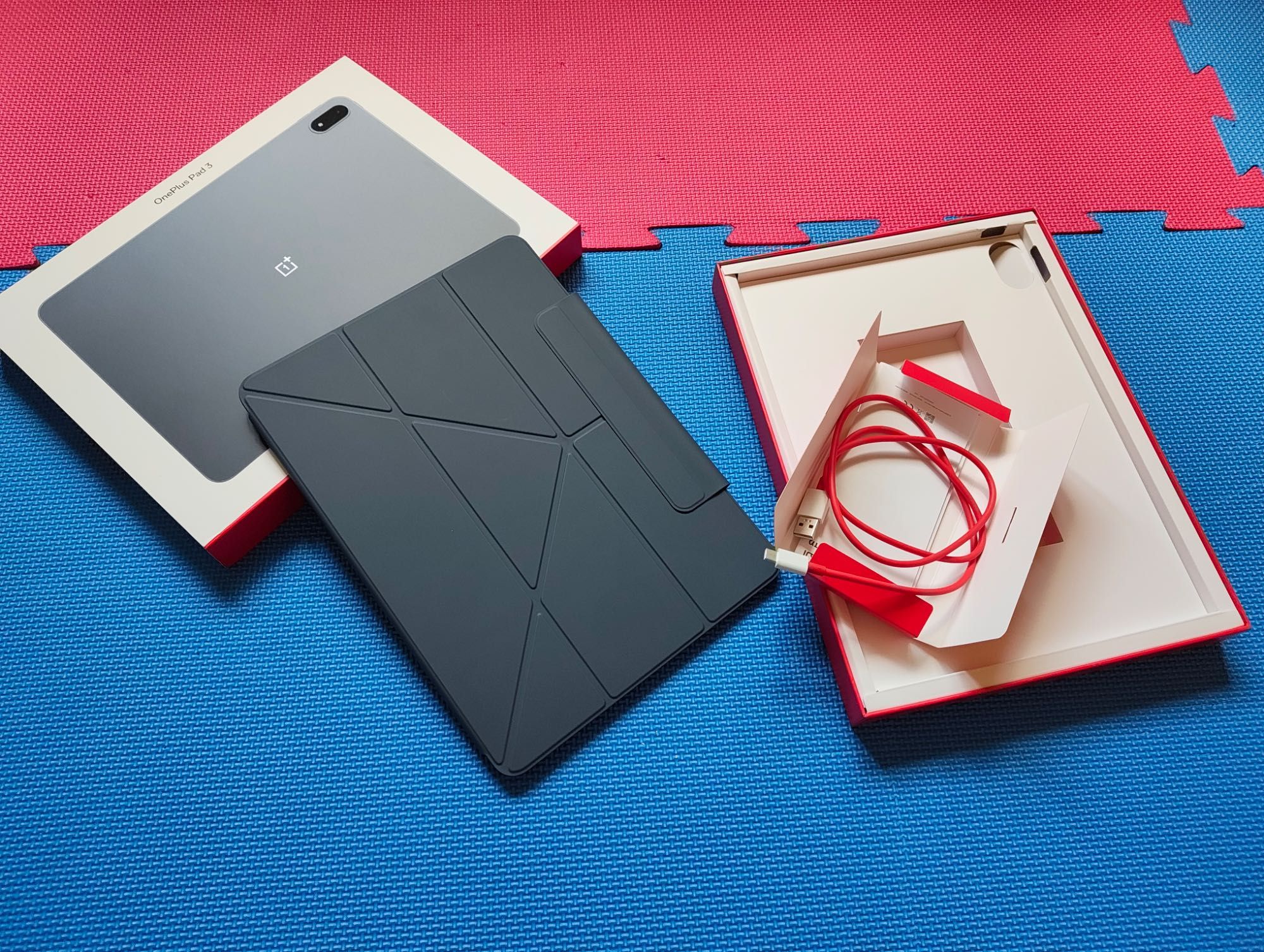 Таблет OnePlus Pad 3 с оригинален калъф (чисто нов)