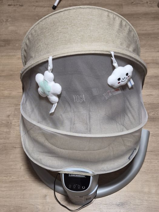 CHIPOLINO Електрическа бебешка люлка - шезлонг NEST МАКАДАМИЯ
CHIPOLIN