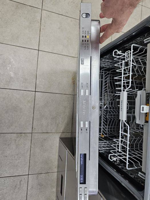 Съдомиялна за пълно вграждане Miele G 6895 SCVI XXL-auto open Wi-Fi