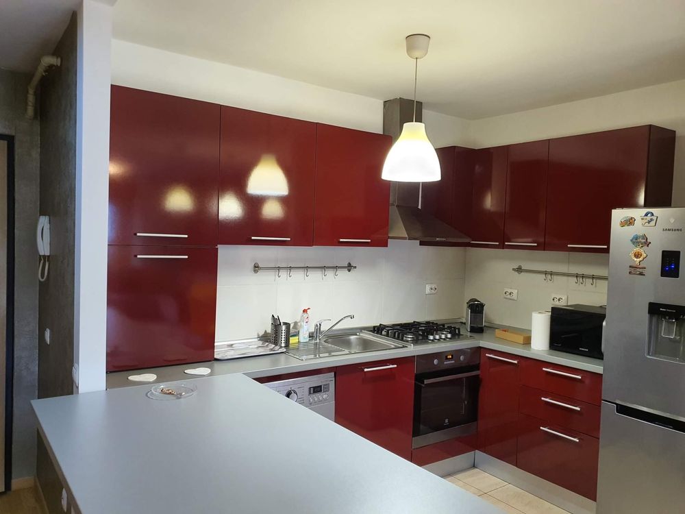 Inchiriez apartament 2 camere - complex Hercesa - Proprietar