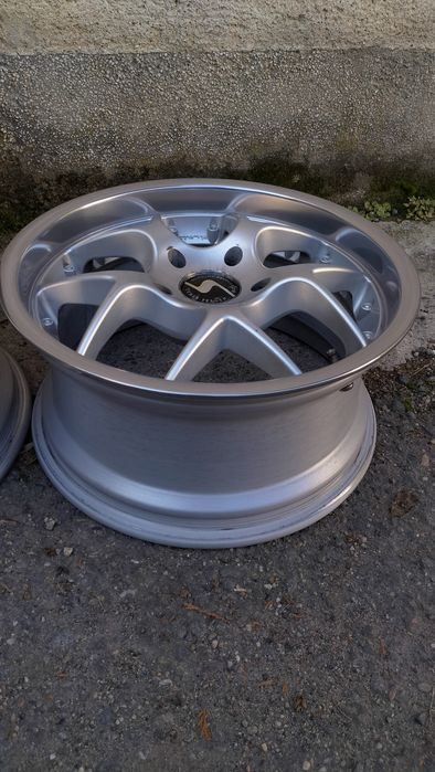 Jante 5x120 r17 în două lățimi