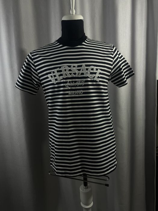 Tricou Versace.