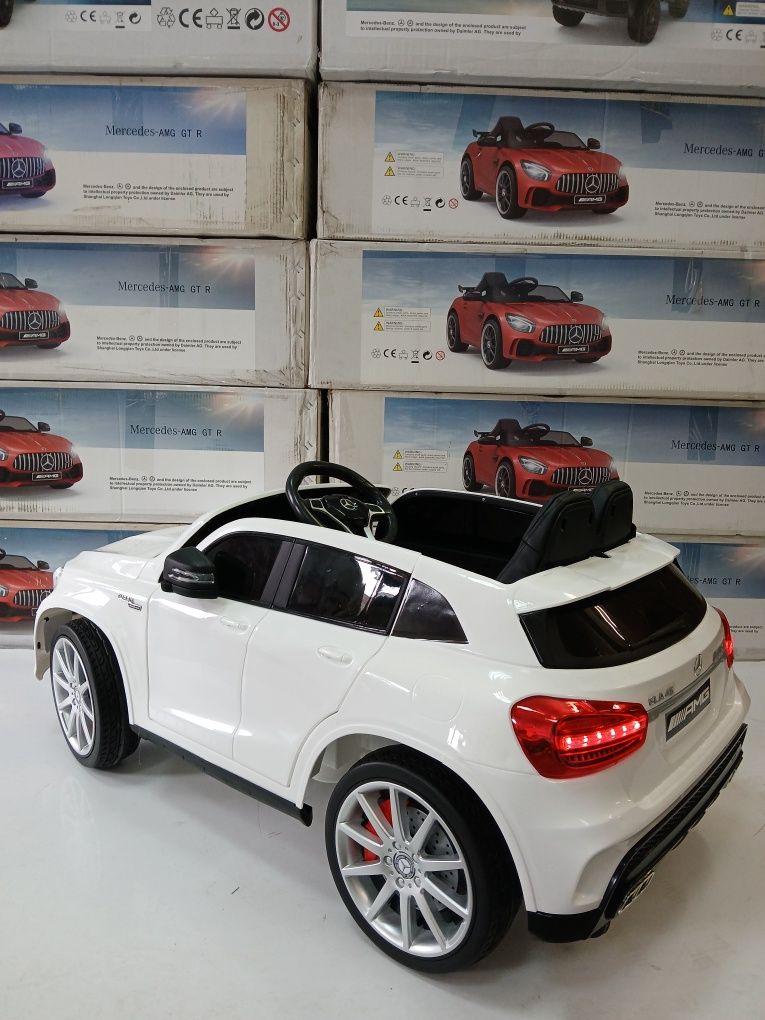Промоция Акумулаторен джип Mercedes AMG GLA