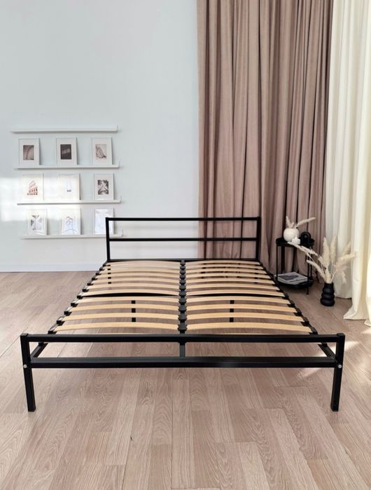 Продам кровать с матрасом 180*200