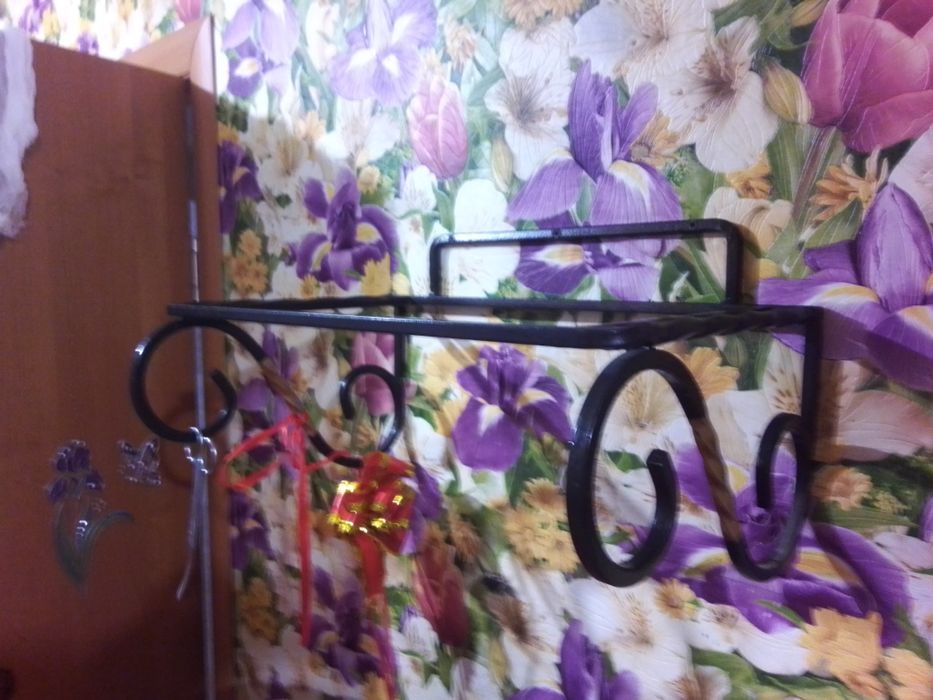 Подставка для микроволновки.