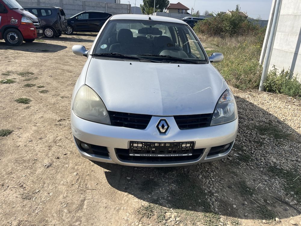 Dezmembrez Renault Clio Symbol 1.5 2005-2009