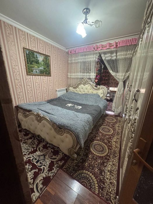 Продается квартира 
Срочно продаётся квартира 
2х комнатная /1 этаж/