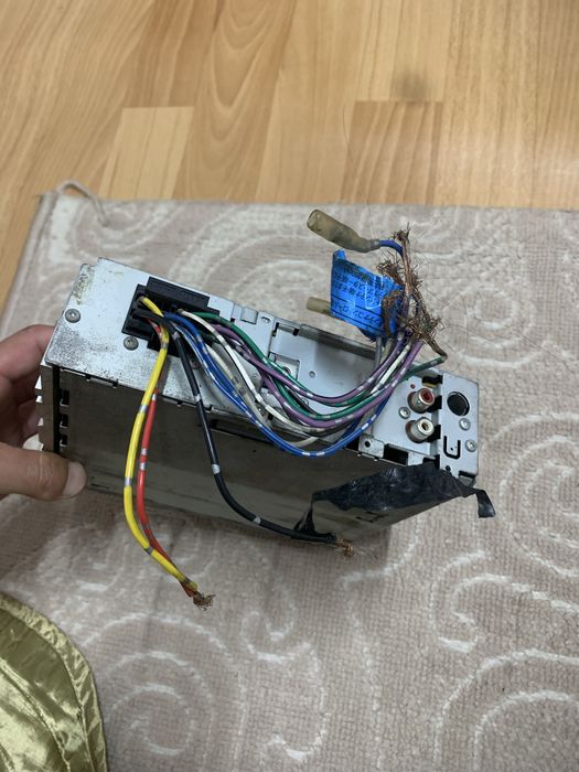 Мафон JVC хорошо работает диск читает без проблем