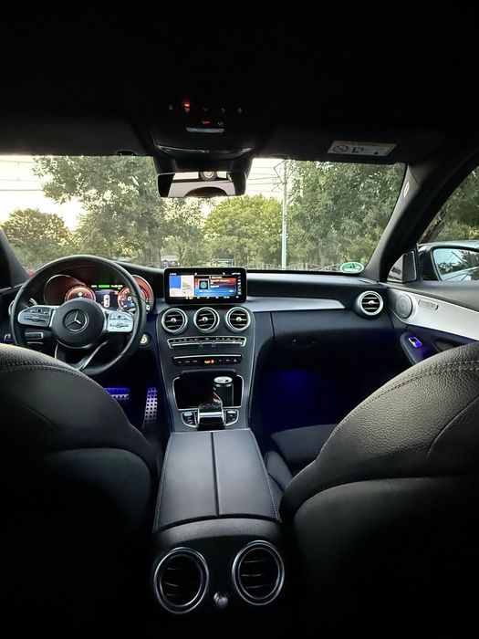 Mercedes-Benz C Proprietar  - stare perfectă-foarte bine întreținută
