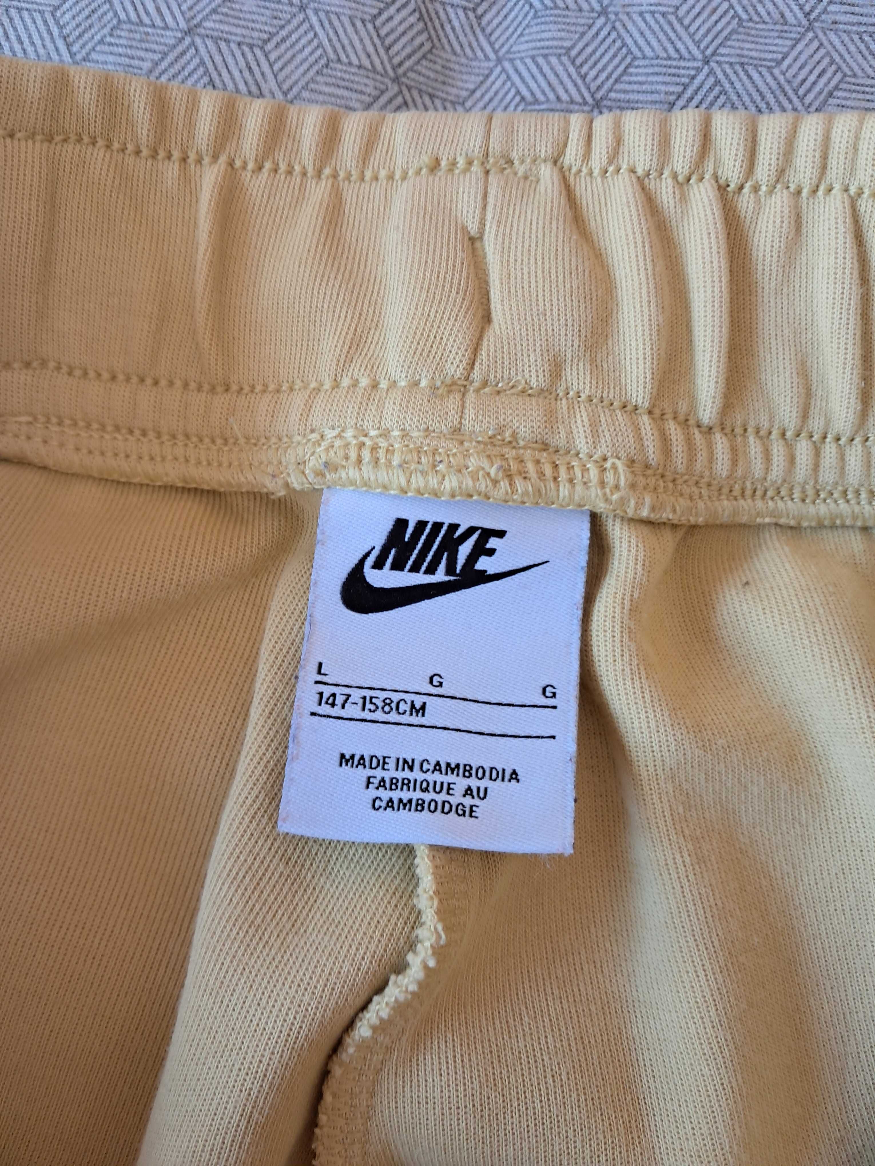 Nike Tech Fleece