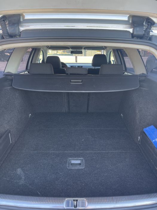 VW Passat Variant B6 2.0 TDI 140 CP (2010)