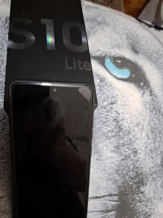 Samsung S10 Lite