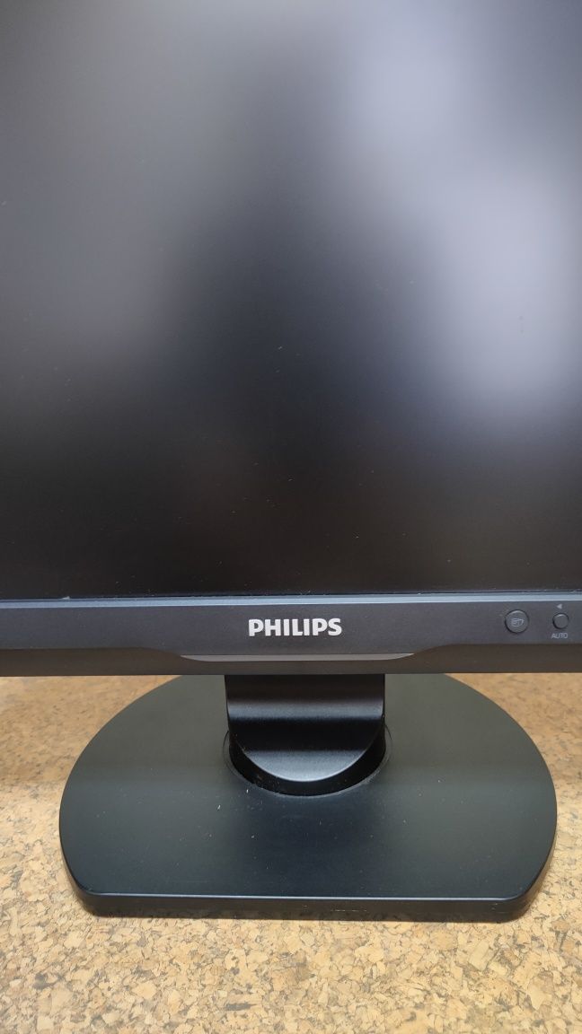 Монитор Philips Brilliance 170S