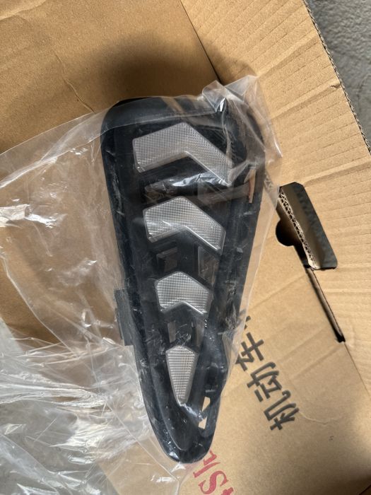 Продам запчасти новые на камри