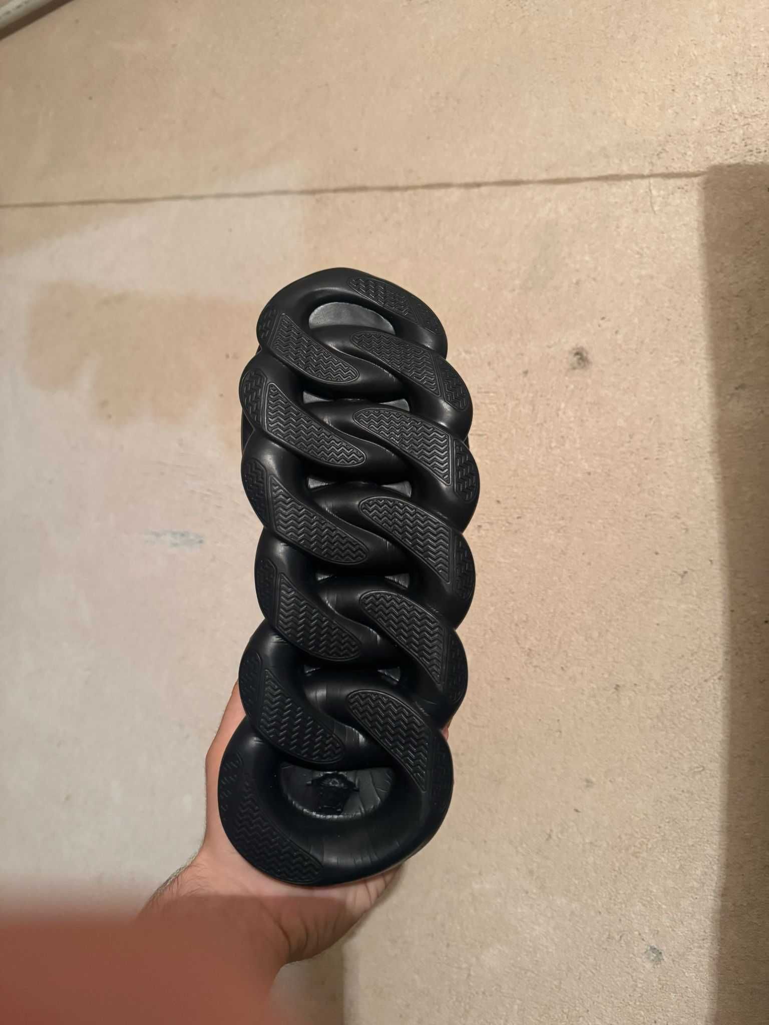 Versace Chain Reaction Premium