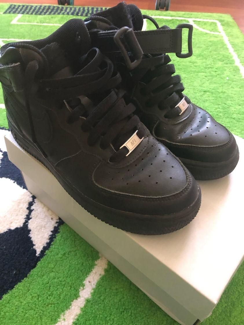 Vând air force 1 mid negre