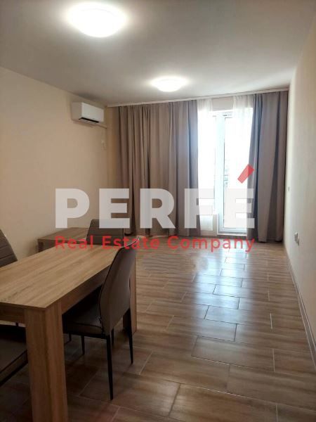 Дава се под наем Двустаен апартамент в Бургас, Изгрев - 80 кв.м за 561 € - Снимка #2