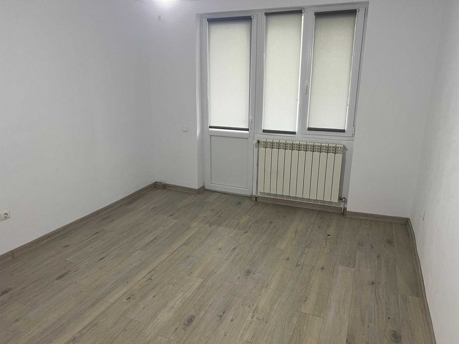 Apartament de vanzare in Moldova Noua
