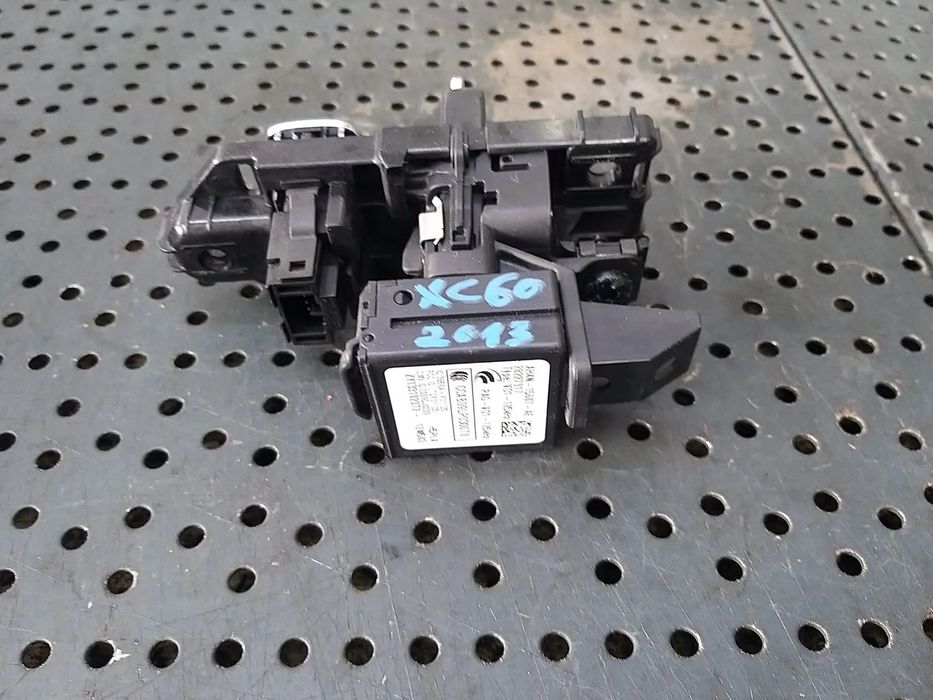 Contact auto cu cheie volvo xc60 ah4n15607ae 28227917 3659a
