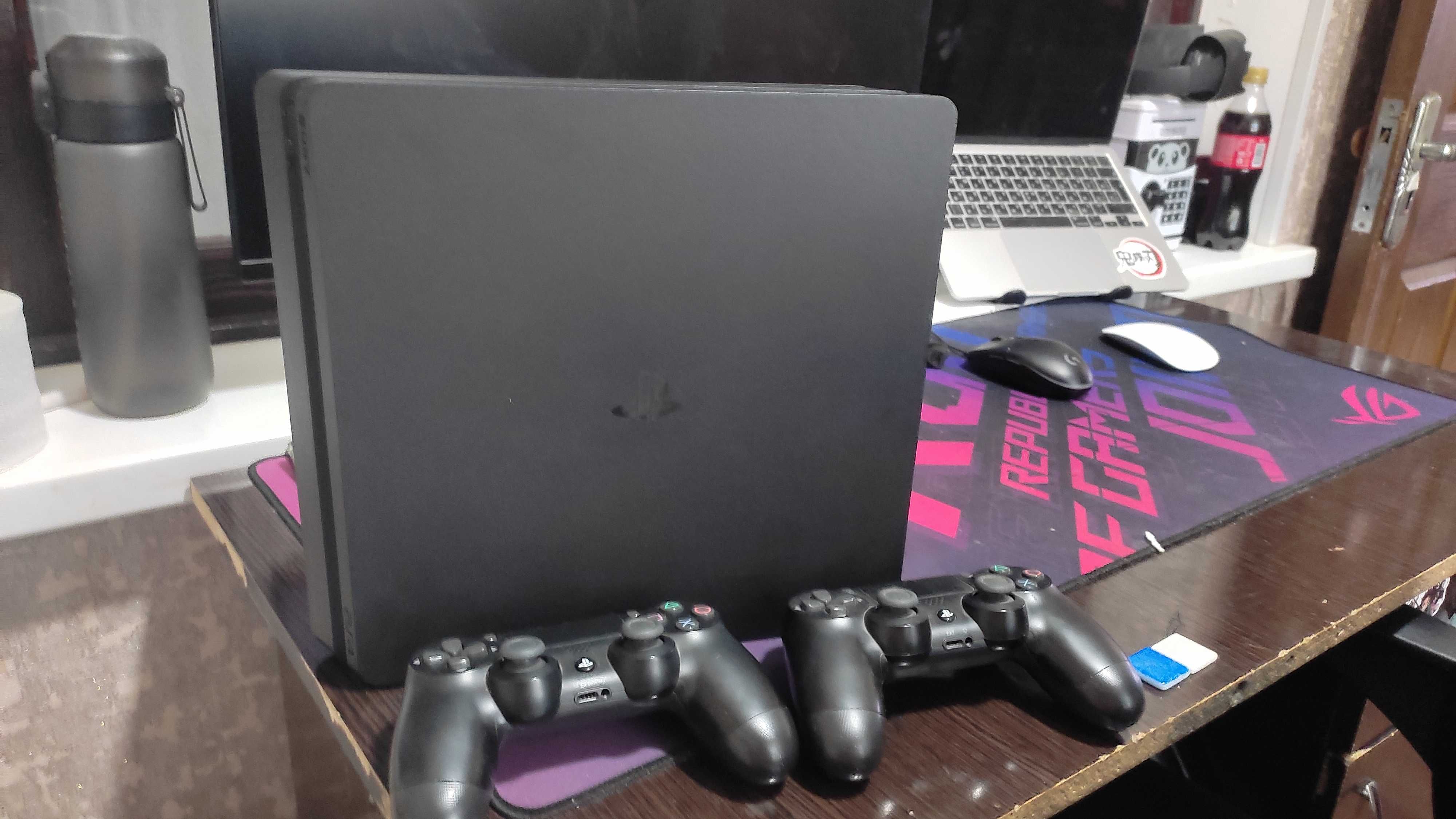 Ps 4 slim 2 джойстика
