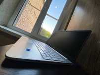 Laptop HP 15s-fq0008nia/ 15.6
Intel N4120 / 4GB DDR4 / 256GB SSD / 1
