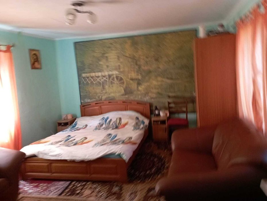 PARTICULAR! Casă 5 camere cu 3500 mp teren! Mobilată și utilată!