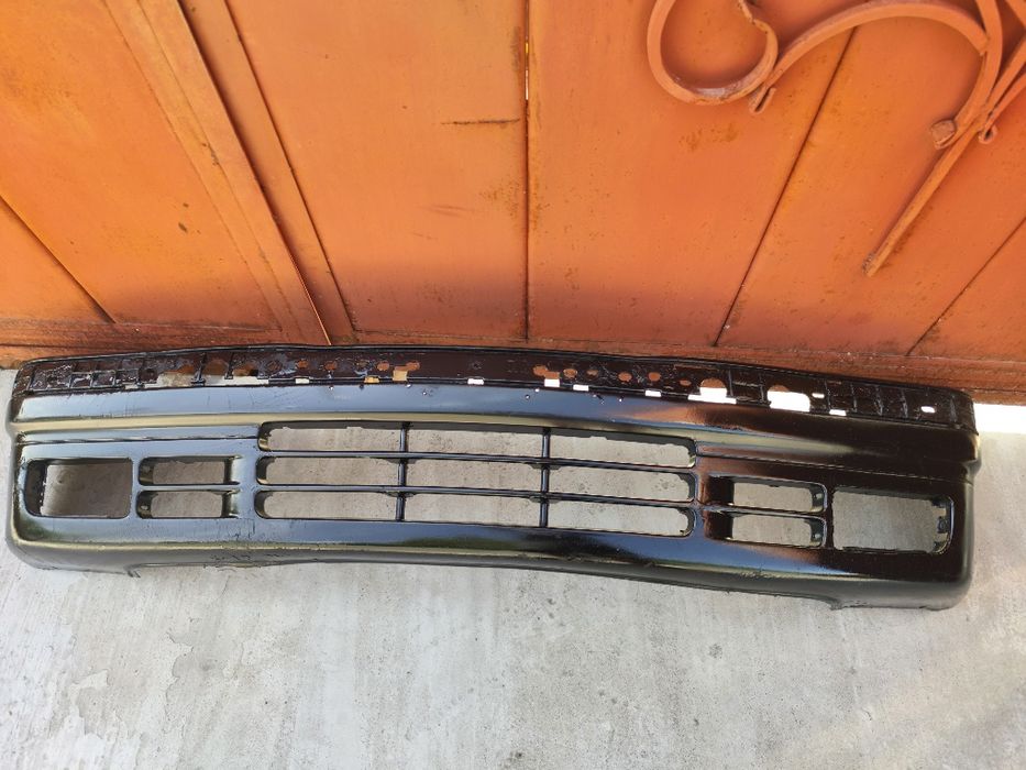 Срочно продам бампер на БМВ е36