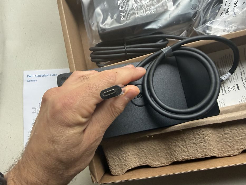 Statie de andocare docking Dell WD22TB4 Thunderbolt 4 – 180W