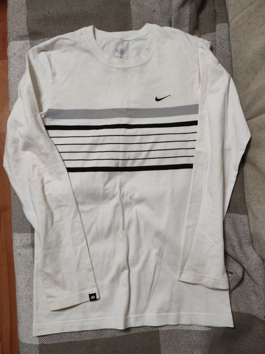 Футболка Nike с длинным рукавом, размер 44-46, б/у