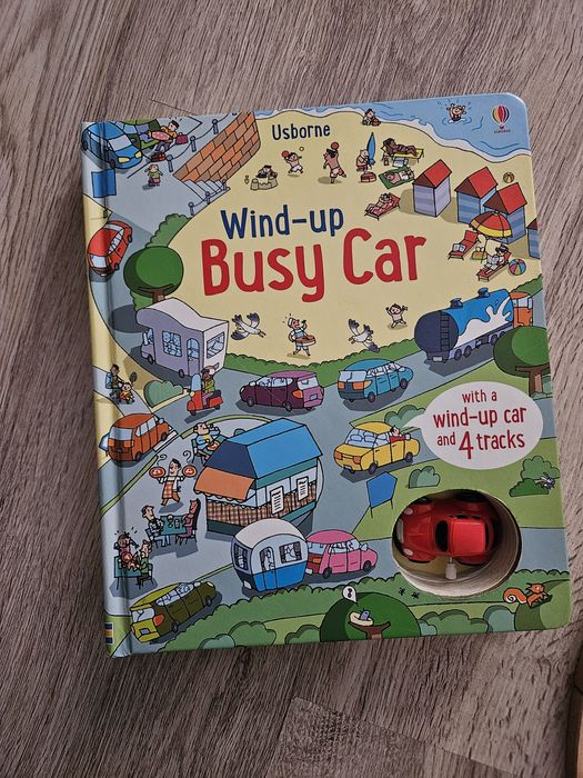 Carte Usborne wind up busy car