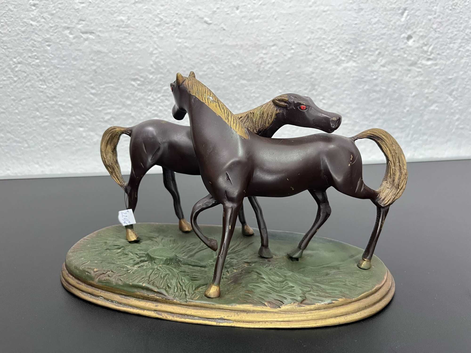 Бронзова скулптура / фигура на коне. №5373