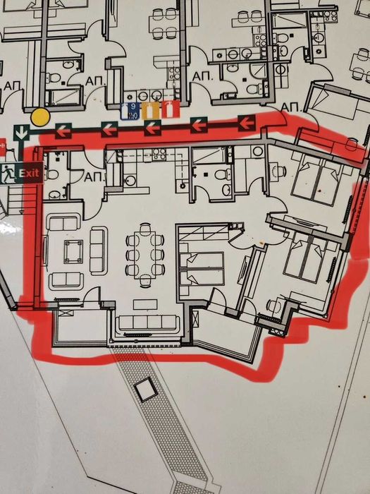 Продавам 4-стаен апартамент БЕЗ КОМИСИОННА!!! в Студентски град