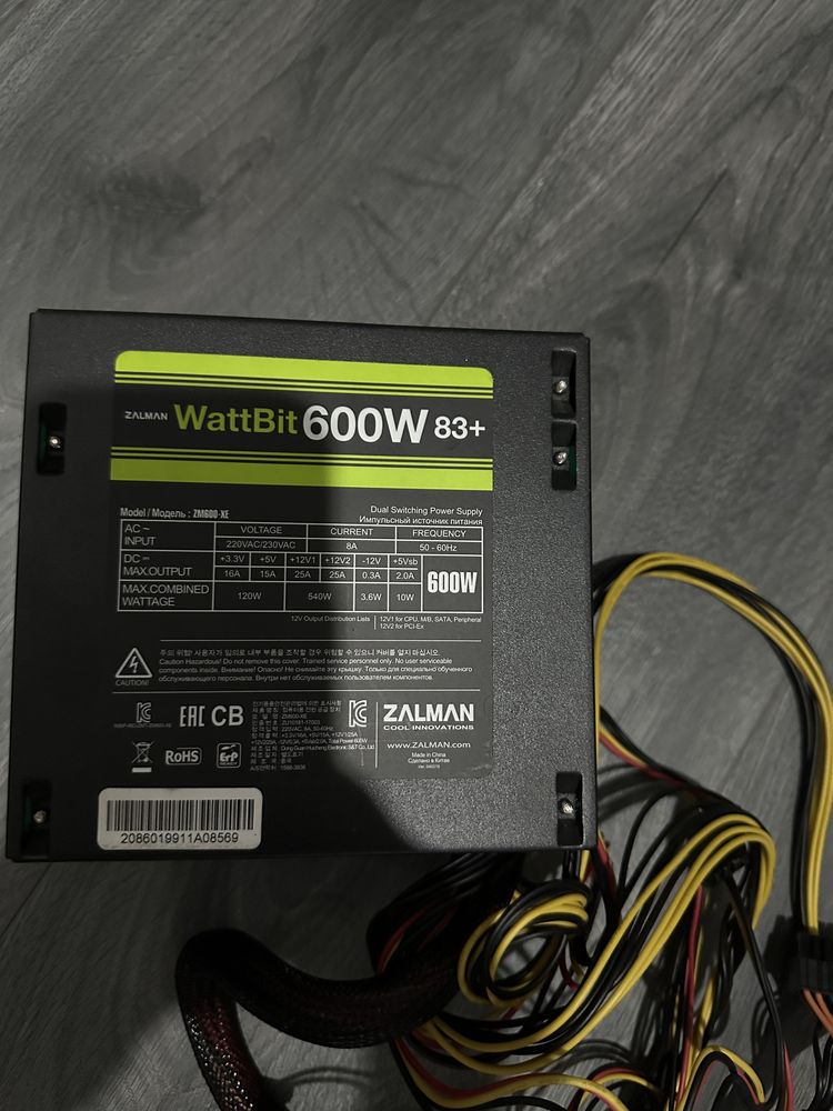 Блок питания Wattbit  600W 83+ фирмы Zalman