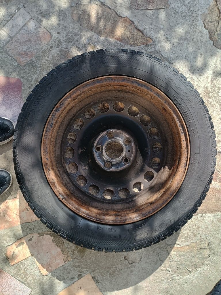 Гуми с джанти 205/55/16  5х112х57,1