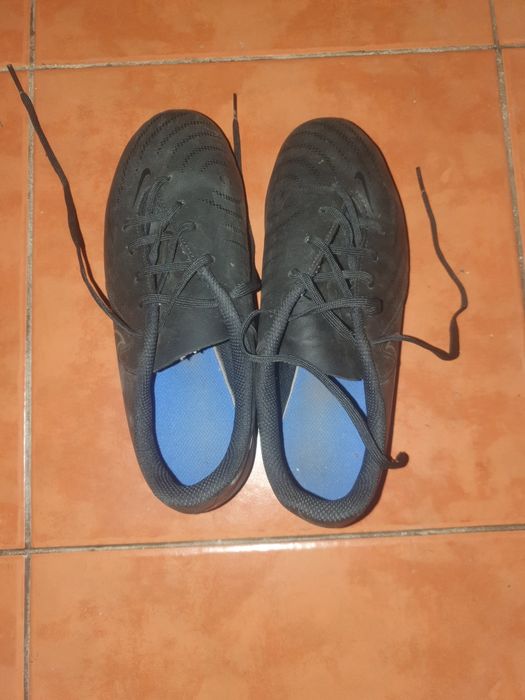 Ghete de fotbal Nike phantom academy