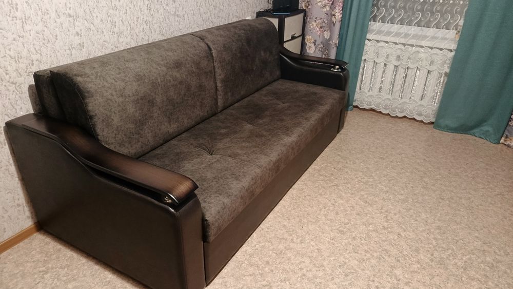Продам диван 220000