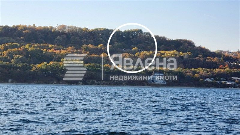 Продава се Хотел в Варна, м-т Фичоза - 2087 кв.м за 151 €/кв.м - Снимка #4