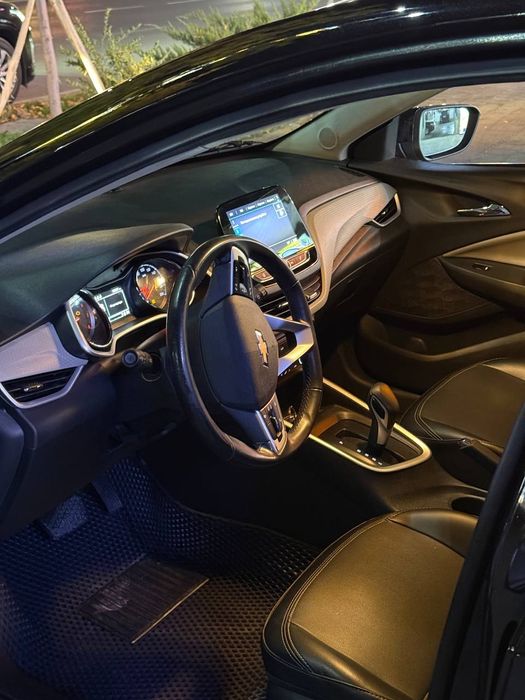 Onix Primer 2 Turbo sotiladi