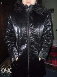 нови черни якета с качулка с пух размер с-м-л