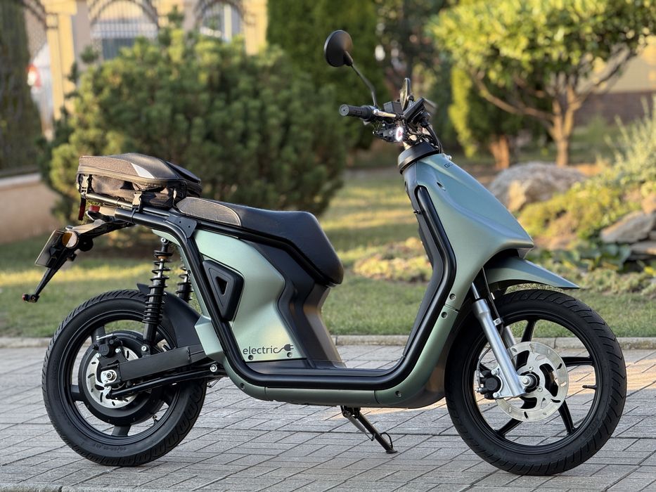 Scuter Electric Govecs Flex (Bicicleta electrica) NOU (nu trotineta)