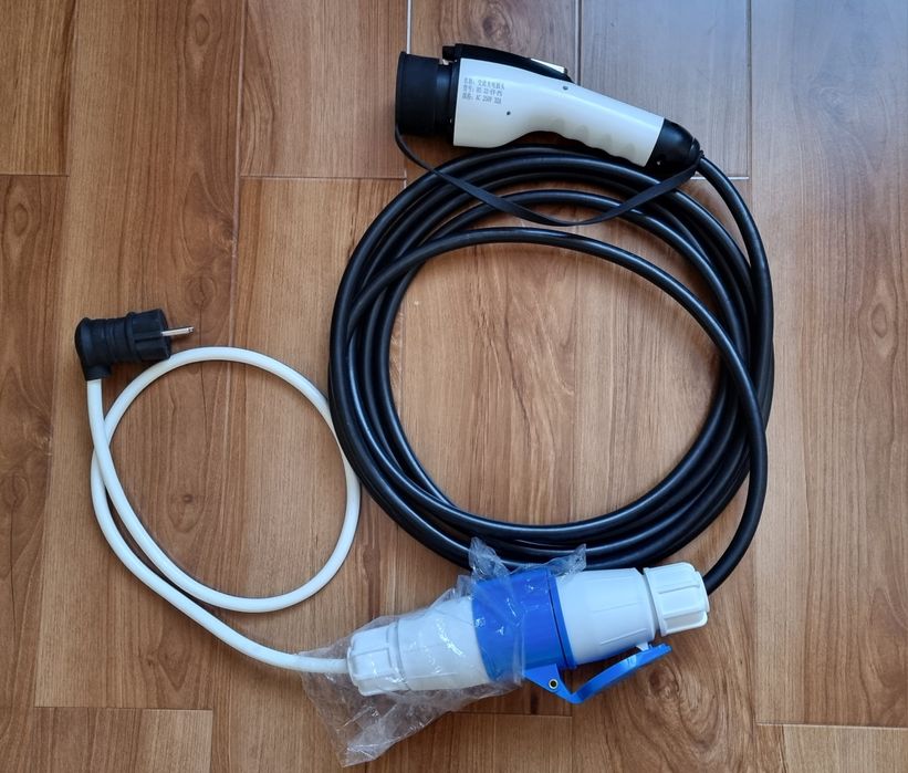 Портативное зарядное устройство New Energy GBT/AC  от 8A до 32A