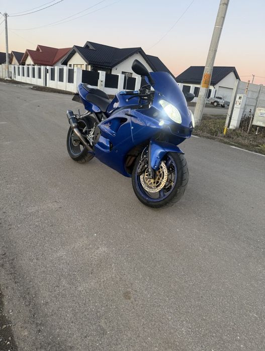Kawasaki ninja zx6r